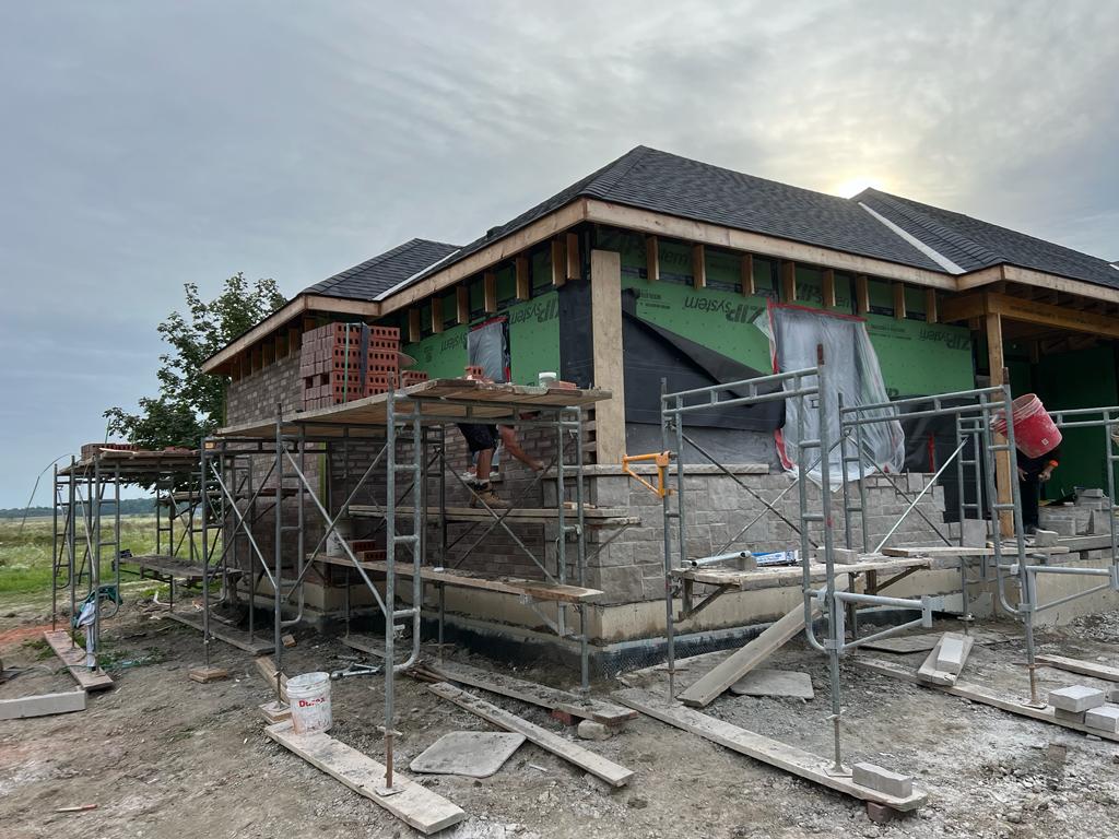 Brick & Stone Build
